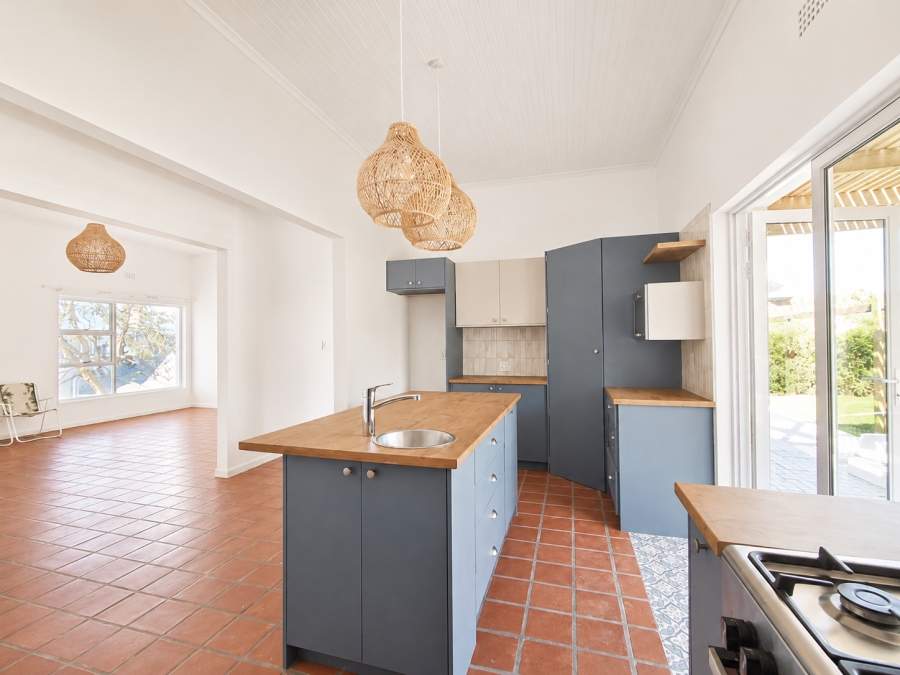 4 Bedroom Property for Sale in Stilbaai Wes Western Cape
